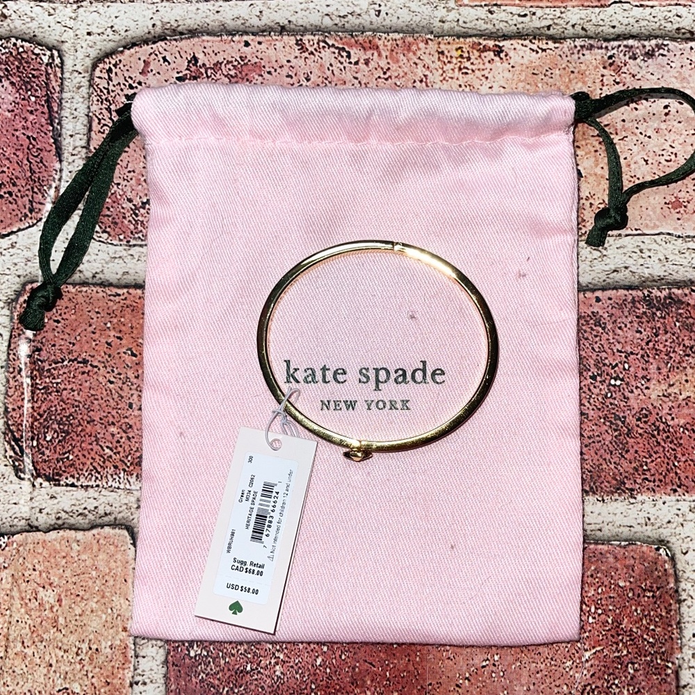 NWT Kate Spade Heritage Spade Green/Gold Tone Enamel Bangle Bracelet Hinged - Picture 4 of 4
